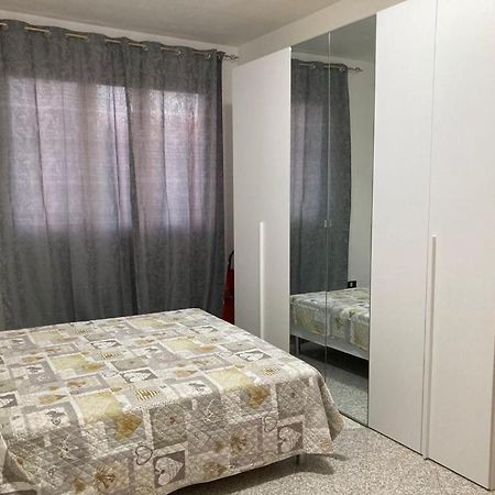 Appartamento Sulla Piazza 90 M Dal Mare Anzio Exterior photo